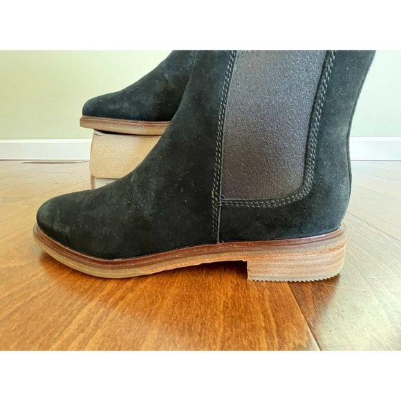 Clarks Clarksdale Arlo Ankle Boots Black Suede Slip on Size 8.5 - Picture 3 of 9